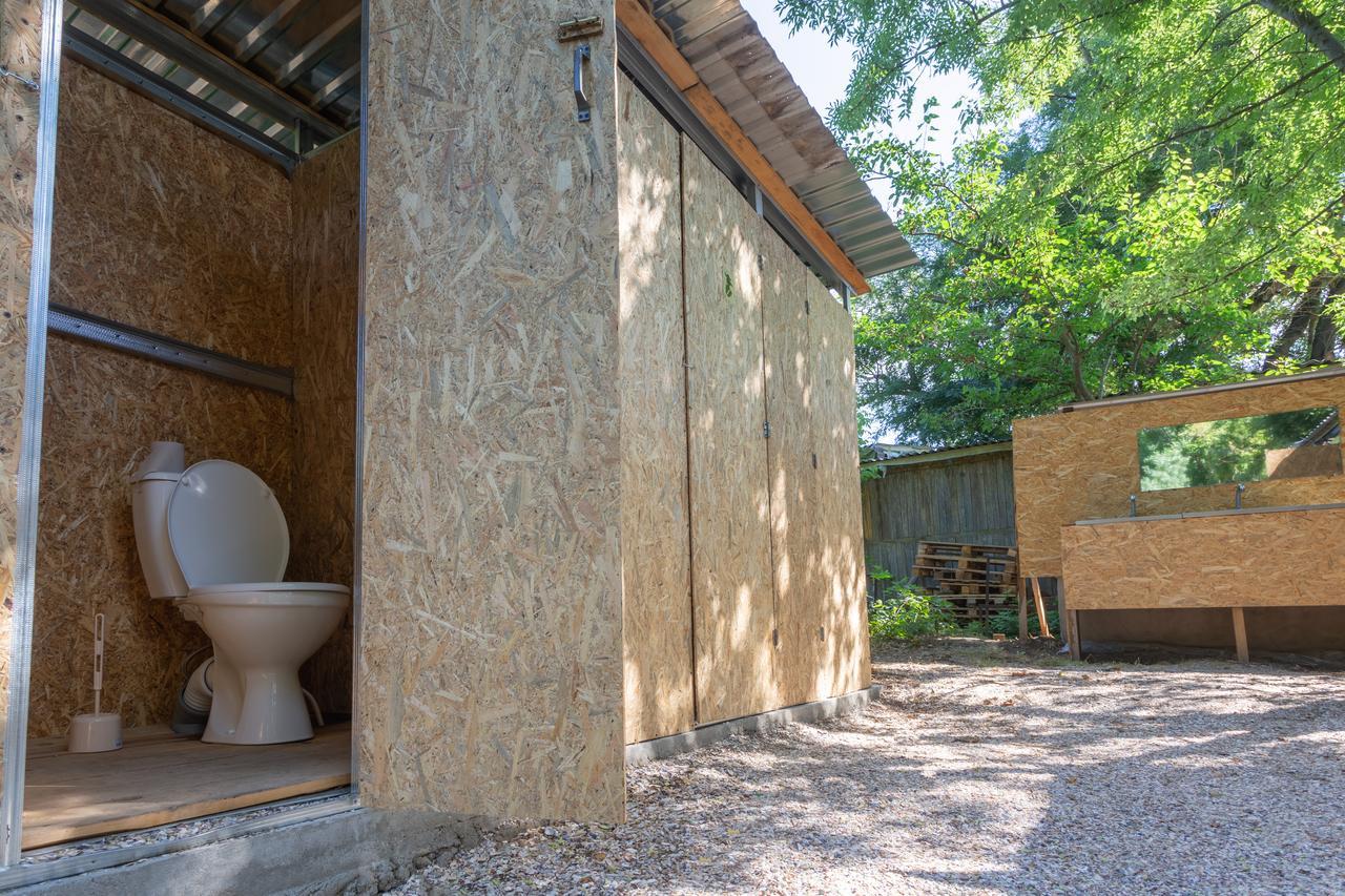Steller Hostel & Camping Odessa Eksteriør billede